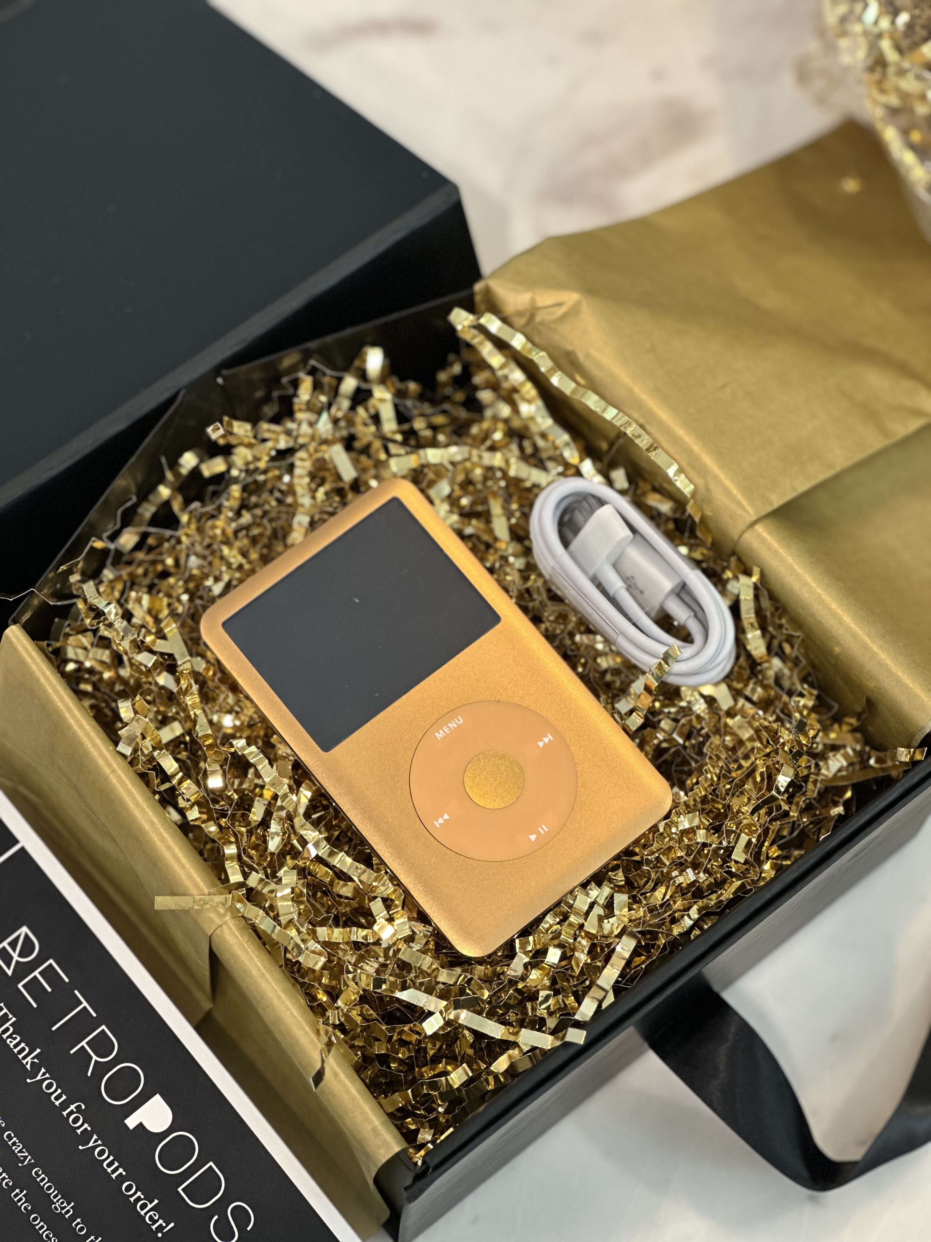 Gold iPod Classic 512GB and Bluetooth